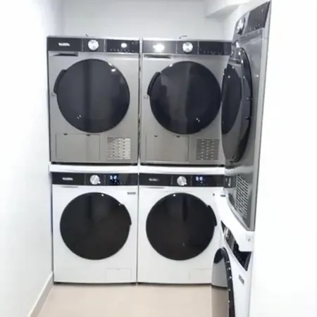 New 438 Jean - Cosy Center *